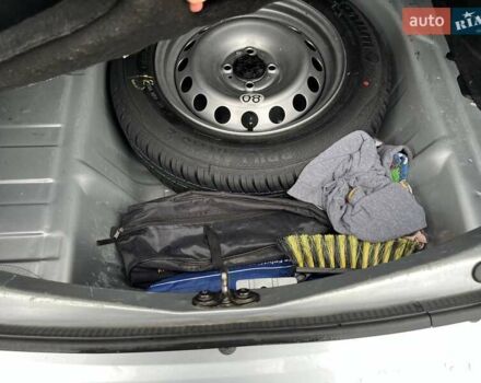 Сірий Рено Логан, об'ємом двигуна 1.46 л та пробігом 165 тис. км за 7000 $, фото 5 на Automoto.ua