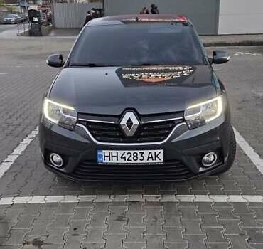 Серый Рено Логан, объемом двигателя 1.46 л и пробегом 79 тыс. км за 10000 $, фото 2 на Automoto.ua