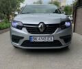 Серый Рено Логан, объемом двигателя 1 л и пробегом 110 тыс. км за 7600 $, фото 1 на Automoto.ua