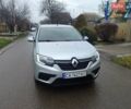 Серый Рено Логан, объемом двигателя 1 л и пробегом 116 тыс. км за 6300 $, фото 7 на Automoto.ua