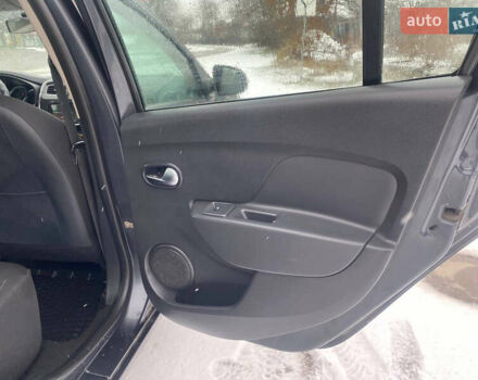 Серый Рено Логан, объемом двигателя 0.9 л и пробегом 97 тыс. км за 8300 $, фото 12 на Automoto.ua