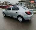 Серый Рено Логан, объемом двигателя 1 л и пробегом 116 тыс. км за 6300 $, фото 2 на Automoto.ua