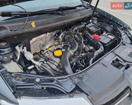 Рено Логан 2021 в Виннице на Automoto.ua Серый Рено Логан, объемом двигателя 0.9 л и пробегом 42 тыс. км за 5850 $, фото 25 на Automoto.ua