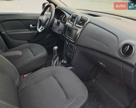 Рено Логан 2021 в Виннице на Automoto.ua Серый Рено Логан, объемом двигателя 0.9 л и пробегом 42 тыс. км за 5850 $, фото 22 на Automoto.ua