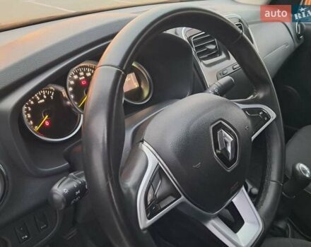 Рено Логан 2021 в Виннице на Automoto.ua Серый Рено Логан, объемом двигателя 0.9 л и пробегом 42 тыс. км за 5850 $, фото 30 на Automoto.ua