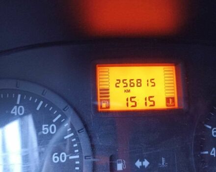 Сірий Рено Логан, об'ємом двигуна 1.6 л та пробігом 257 тис. км за 4200 $, фото 13 на Automoto.ua