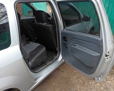 Сірий Рено Логан, об'ємом двигуна 1.6 л та пробігом 257 тис. км за 4200 $, фото 10 на Automoto.ua