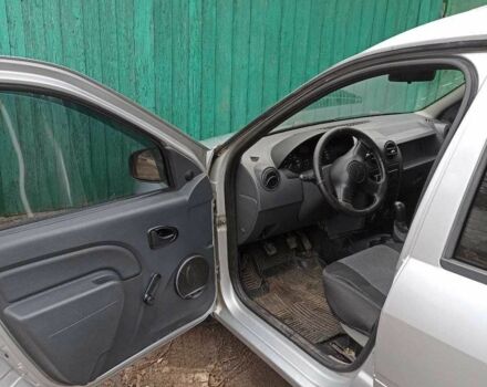 Сірий Рено Логан, об'ємом двигуна 1.6 л та пробігом 257 тис. км за 4200 $, фото 7 на Automoto.ua