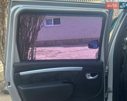 Сірий Рено Логан, об'ємом двигуна 1.6 л та пробігом 163 тис. км за 5300 $, фото 6 на Automoto.ua