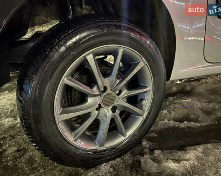 Серый Рено Логан, объемом двигателя 1.6 л и пробегом 438 тыс. км за 4400 $, фото 7 на Automoto.ua