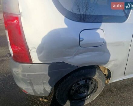 Сірий Рено Логан, об'ємом двигуна 1.6 л та пробігом 207 тис. км за 3400 $, фото 6 на Automoto.ua
