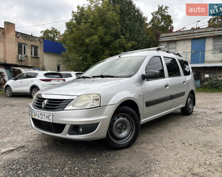 Серый Рено Логан, объемом двигателя 1.6 л и пробегом 315 тыс. км за 5200 $, фото 3 на Automoto.ua