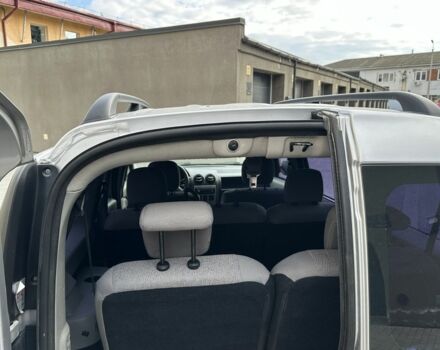 Серый Рено Логан, объемом двигателя 1.6 л и пробегом 96 тыс. км за 5900 $, фото 4 на Automoto.ua