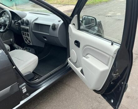 Серый Рено Логан, объемом двигателя 1.6 л и пробегом 93 тыс. км за 6200 $, фото 9 на Automoto.ua