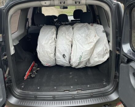 Серый Рено Логан, объемом двигателя 1.6 л и пробегом 227 тыс. км за 5100 $, фото 14 на Automoto.ua