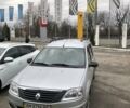 Серый Рено Логан, объемом двигателя 1.6 л и пробегом 17 тыс. км за 7600 $, фото 1 на Automoto.ua