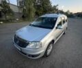 Серый Рено Логан, объемом двигателя 1.6 л и пробегом 330 тыс. км за 3750 $, фото 1 на Automoto.ua