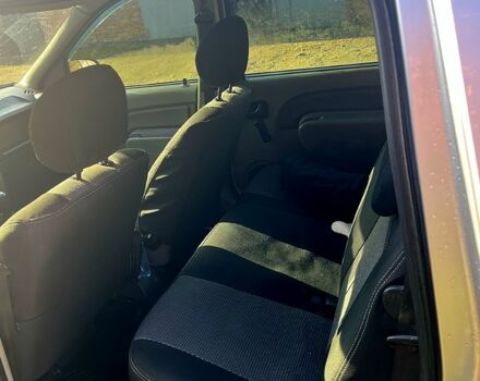 Серый Рено Логан, объемом двигателя 1.6 л и пробегом 267 тыс. км за 5500 $, фото 3 на Automoto.ua