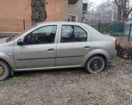 Серый Рено Логан, объемом двигателя 1.6 л и пробегом 70 тыс. км за 5000 $, фото 5 на Automoto.ua