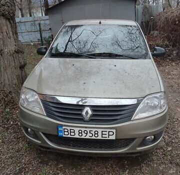 Серый Рено Логан, объемом двигателя 1.6 л и пробегом 70 тыс. км за 5000 $, фото 8 на Automoto.ua