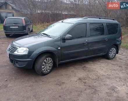 Серый Рено Логан, объемом двигателя 1.6 л и пробегом 171 тыс. км за 6000 $, фото 1 на Automoto.ua