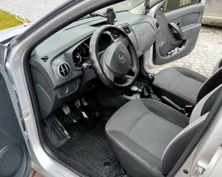 Сірий Рено Логан, об'ємом двигуна 1.46 л та пробігом 230 тис. км за 8300 $, фото 5 на Automoto.ua