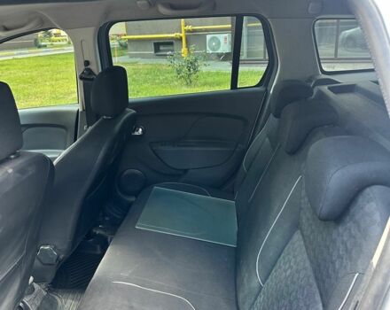 Серый Рено Логан, объемом двигателя 0.9 л и пробегом 155 тыс. км за 6900 $, фото 9 на Automoto.ua