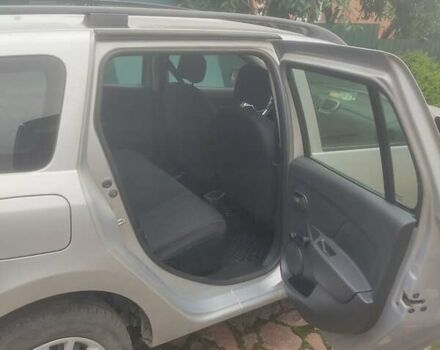 Серый Рено Логан, объемом двигателя 1.46 л и пробегом 70 тыс. км за 9000 $, фото 1 на Automoto.ua