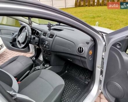 Сірий Рено Логан, об'ємом двигуна 1.46 л та пробігом 230 тис. км за 8300 $, фото 11 на Automoto.ua