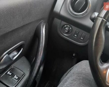 Серый Рено Логан, объемом двигателя 1.46 л и пробегом 118 тыс. км за 10000 $, фото 3 на Automoto.ua