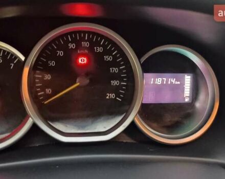 Серый Рено Логан, объемом двигателя 1.46 л и пробегом 118 тыс. км за 10000 $, фото 2 на Automoto.ua