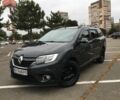 Серый Рено Логан, объемом двигателя 1.5 л и пробегом 229 тыс. км за 12500 $, фото 1 на Automoto.ua