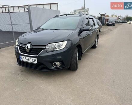 Рено Логан 2019 в Киеве на Automoto.ua Серый Рено Логан, объемом двигателя 1.46 л и пробегом 225 тыс. км за 14000 $, фото 1 на Automoto.ua
