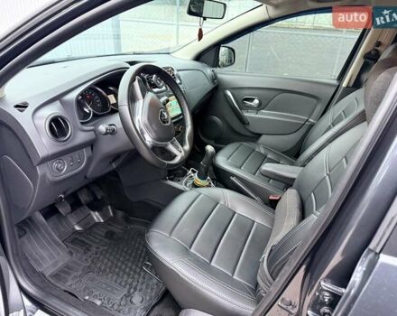 Рено Логан 2019 в Киеве на Automoto.ua Серый Рено Логан, объемом двигателя 1.46 л и пробегом 225 тыс. км за 14000 $, фото 9 на Automoto.ua