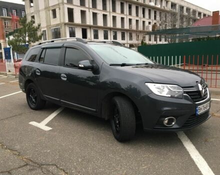 Серый Рено Логан, объемом двигателя 1.5 л и пробегом 229 тыс. км за 12500 $, фото 2 на Automoto.ua