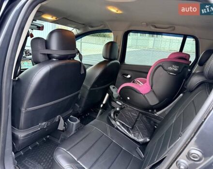 Рено Логан 2019 в Киеве на Automoto.ua Серый Рено Логан, объемом двигателя 1.46 л и пробегом 225 тыс. км за 14000 $, фото 14 на Automoto.ua