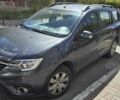 Серый Рено Логан, объемом двигателя 1.5 л и пробегом 129 тыс. км за 10500 $, фото 2 на Automoto.ua