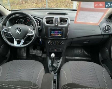 Серый Рено Логан, объемом двигателя 1.46 л и пробегом 38 тыс. км за 12800 $, фото 15 на Automoto.ua