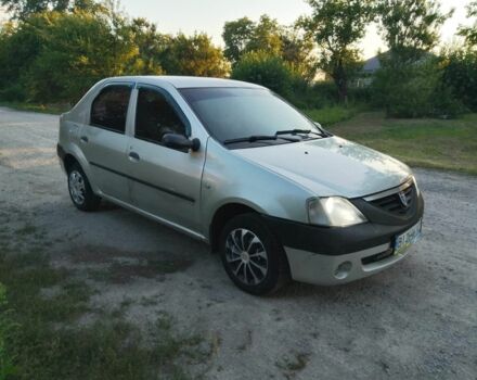 Серый Рено Логан, объемом двигателя 1.4 л и пробегом 279 тыс. км за 2400 $, фото 1 на Automoto.ua