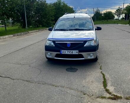 Серый Рено Логан, объемом двигателя 1.6 л и пробегом 241 тыс. км за 4700 $, фото 1 на Automoto.ua