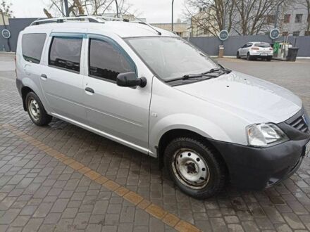 Серый Рено Логан, объемом двигателя 1.6 л и пробегом 257 тыс. км за 4200 $, фото 1 на Automoto.ua