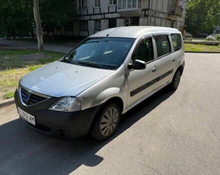 Серый Рено Логан, объемом двигателя 1.6 л и пробегом 2 тыс. км за 4000 $, фото 1 на Automoto.ua
