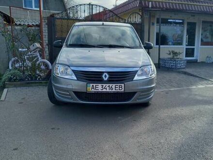 Серый Рено Логан, объемом двигателя 1.39 л и пробегом 100 тыс. км за 4700 $, фото 1 на Automoto.ua