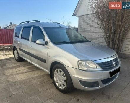 Серый Рено Логан, объемом двигателя 1.6 л и пробегом 163 тыс. км за 5300 $, фото 1 на Automoto.ua