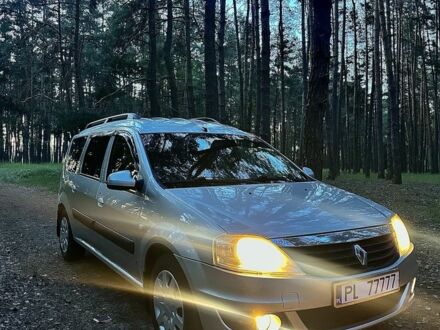 Серый Рено Логан, объемом двигателя 1.6 л и пробегом 163 тыс. км за 5300 $, фото 1 на Automoto.ua