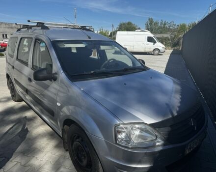 Серый Рено Логан, объемом двигателя 1.6 л и пробегом 435 тыс. км за 6200 $, фото 1 на Automoto.ua