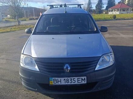 Серый Рено Логан, объемом двигателя 1.6 л и пробегом 207 тыс. км за 3400 $, фото 1 на Automoto.ua