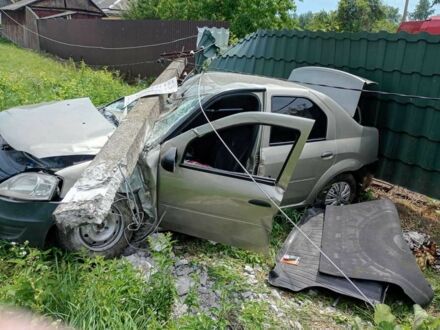 Рено Логан 2010 в Броварах на Automoto.ua Серый Рено Логан, объемом двигателя 1.4 л и пробегом 150 тыс. км за 999 $, фото 1 на Automoto.ua