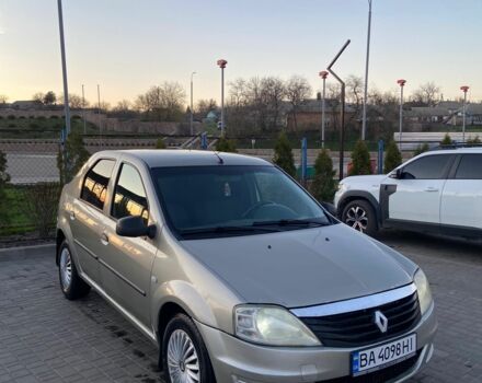 Серый Рено Логан, объемом двигателя 1.6 л и пробегом 300 тыс. км за 3800 $, фото 1 на Automoto.ua
