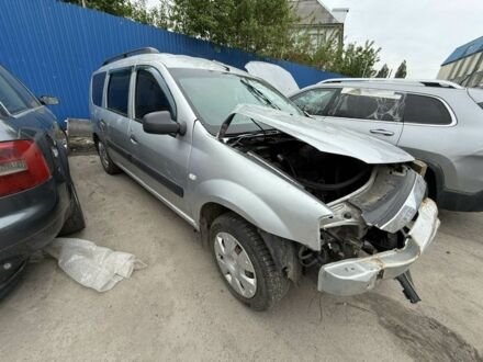 Рено Логан 2010 в Ровно на Automoto.ua Серый Рено Логан, объемом двигателя 1.6 л и пробегом 300 тыс. км за 1450 $, фото 1 на Automoto.ua